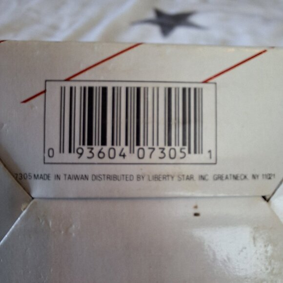 Vintage Holiday Ceramic Napkin Rings Set Of 8 Holly Berry Made In Taiwan - Picture 5 of 9